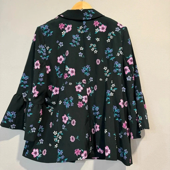 Lane Bryant The Bryant Blazer One Button Dark Cottagecore Floral Spring 20P - Picture 2 of 8
